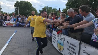 У Запоріжжі провели змагання з богатирського багатоборства. Перемогу здобула збірна України