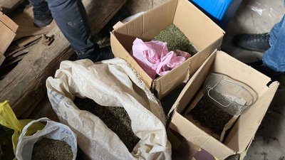 На Черкащині викрили двох ділків, яке виготовляло та продавало амфетамін На Черкащині викрили двох ділків, яке виготовляло та продавало амфетамін