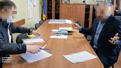 Смілянського міського голову підозрюють у підробленні рішень сесії