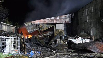 Горіла сировина та обладнання: у Слобожанському Дніпровського району сталася пожежа на приватному підприємстві