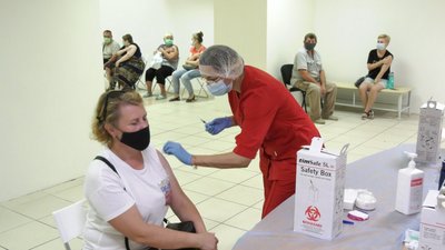 З семи до чотирьох: у Чернігові можуть скоротити кількість центрів масової вакцинації