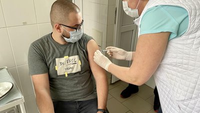 Заявка онлайн. Для громадськості на Харківщині спростили запис на вакцинацію від COVID