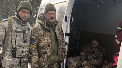 У Житомирі при станції швидкої допомоги працює перший добровольчий мобільний шпиталь