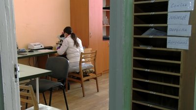 На Волиню люди ходять в зруйновану амбулаторії, бо нову не можуть здати в експлуатацію На Волиню люди ходять в зруйновану амбулаторії, бо нову не можуть здати в експлуатацію