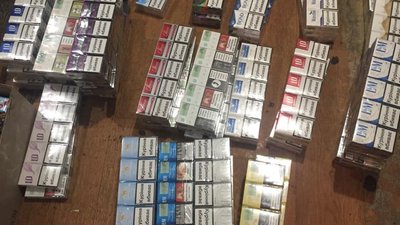 На Львівщині викрили склади із підробленим тютюном та алкоголем На Львівщині викрили склади із підробленим тютюном та алкоголем