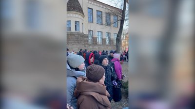 Зупинюсь, коли всі будуть у безпеці: Артем Ракітін евакуював з Чернігова понад 10 тисяч людей Зупинюсь, коли всі будуть у безпеці: Артем Ракітін евакуював з Чернігова понад 10 тисяч людей