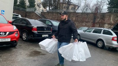На Тернопільщині діти українських воїнів отримають різдвяні подарунки