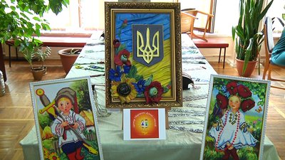 У Житомирі відкрилася виставка творчих робіт дітей "Ми – українці" У Житомирі відкрилася виставка творчих робіт дітей "Ми – українці"