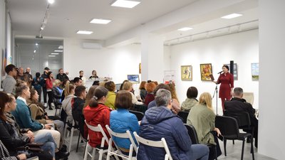 "Під час війни дієслова вийшли на перший план": у Черкасах Катерина Калитко презентувала нову збірку