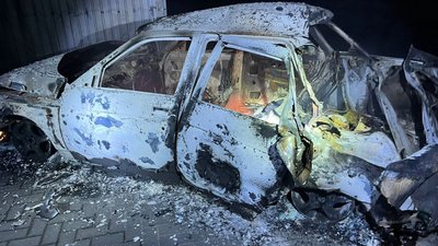 Нікополь, дрон, авто, влучання