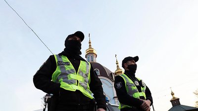 У Великодню ніч на Закарпатті поліція працюватиме у посиленому режимі. Людей просять не ігнорувати повітряні тривоги