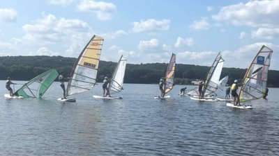 вітрильний спорт, вітрильники