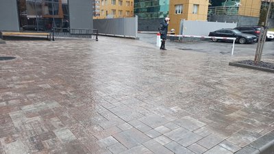 У травмпункті черга: у Вінниці через ожеледицю травмувалися пішоходи У травмпункті черга: у Вінниці через ожеледицю травмувалися пішоходи