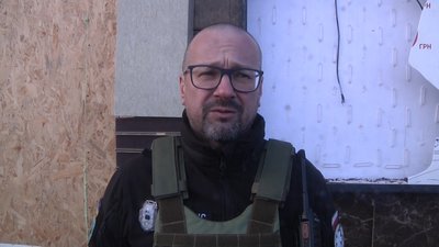 “Ми дуже вдячні, що ви тримаєтесь”. Волонтери з Чехії та Польщі привезли жителям Бахмута гуманітарну допомогу “Ми дуже вдячні, що ви тримаєтесь”. Волонтери з Чехії та Польщі привезли жителям Бахмута гуманітарну допомогу