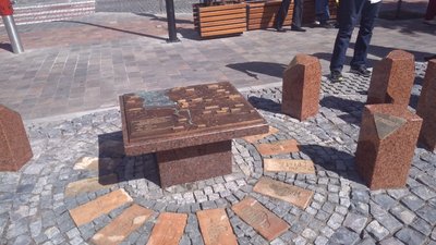 У Тернополі відкрили бронзовий макет міської ратуші У Тернополі відкрили бронзовий макет міської ратуші