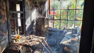 На Харківщині з вогню врятували подружжя з дитиною На Харківщині з вогню врятували подружжя з дитиною