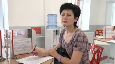 Рятувала дитину, тепер підтримує чиєсь життя: як черкащанка здає кров Рятувала дитину, тепер підтримує чиєсь життя: як черкащанка здає кров