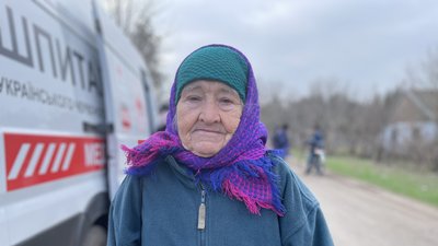 Місцева жителька Новомиколаївки Антоніна Місцева жителька Новомиколаївки Антоніна
