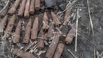 Піротехніки Дніпропетровщини знищили майже 40 боєприпасів Піротехніки Дніпропетровщини знищили майже 40 боєприпасів