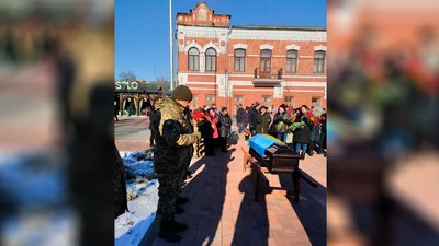 На Чернігівщині попрощалися з чотирма захисниками