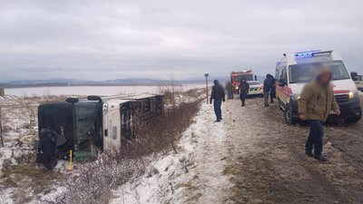 ДТП, автобус, негода, аварія, ДСНС, рятувальники, загиблі, травмовані