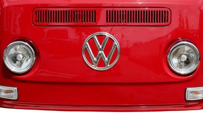 Компанія Volkswagen потрапила у черговий скандал. Цього разу через расизм