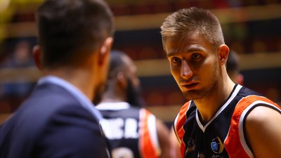 "Черкаські Мавпи" поступилися київському "Будівельнику" "Черкаські Мавпи" поступилися київському "Будівельнику"