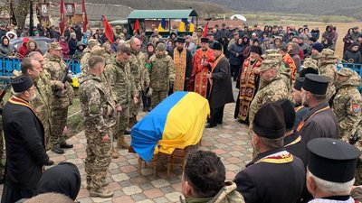 На Тернопільщині попрощалися з двома бійцями На Тернопільщині попрощалися з двома бійцями
