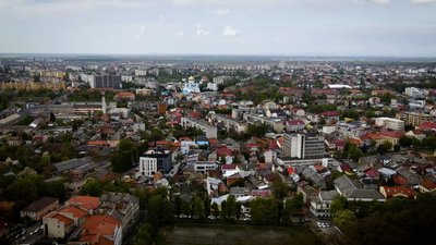 В Ужгороді попереджають про навчання рятувальників на житлових шістнадцятиповерхівках