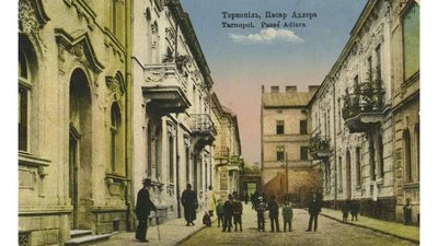 Столітні двері у Тернополі замінили на металопластикові: що відомо Столітні двері у Тернополі замінили на металопластикові: що відомо