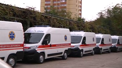 Житомирський обласний центр екстреної медичної допомоги отримав 10 нових реанімобілів