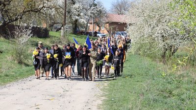 На Хмельниччині попрощались зі старшим навідником Сергієм Валівахіним На Хмельниччині попрощались зі старшим навідником Сергієм Валівахіним