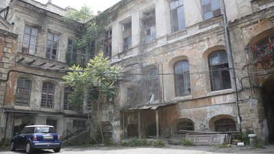 В Одесі почали реставрувати будинок Гоголя, який минулого року визнали аварійним В Одесі почали реставрувати будинок Гоголя, який минулого року визнали аварійним