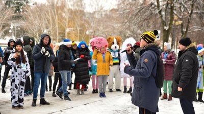 У Рівному провели благодійний забіг святих Миколаїв. Як це було і скільки зібрали для ЗСУ У Рівному провели благодійний забіг святих Миколаїв. Як це було і скільки зібрали для ЗСУ