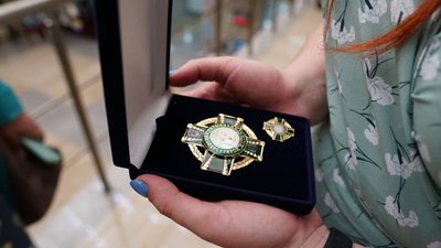 Родинам загиблих бійців, які боронили Суми, вручили їхні нагороди