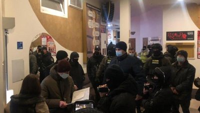 Нічний домашній арешт: суд обрав запобіжний захід керівникам хмельницького розважального клубу