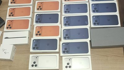 техніка Apple, контрабанда, митниця