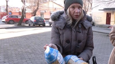 У Хмельницькому роздають продуктові набори. Хто може отримати У Хмельницькому роздають продуктові набори. Хто може отримати