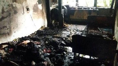 Намагалися реанімувати: на Полтавщині помер чоловік, якого знайшли на місці пожежі