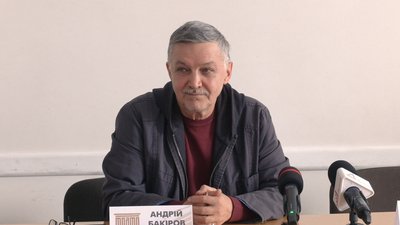 Зіграють виставу "Гріх": у Чернігові відкриватимуть 98-й театральний сезон попри аварійну будівлю драмтеатру Зіграють виставу "Гріх": у Чернігові відкриватимуть 98-й театральний сезон попри аварійну будівлю драмтеатру