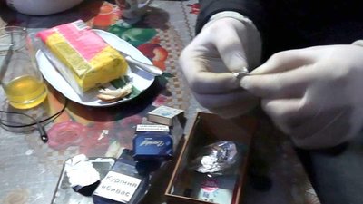 У Вінниці затримали злочинну групу, що розповсюджувала наркотики У Вінниці затримали злочинну групу, що розповсюджувала наркотики