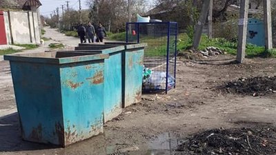 Толока до Великодніх свят. У Херсоні прибирали вулиці від сміття Толока до Великодніх свят. У Херсоні прибирали вулиці від сміття