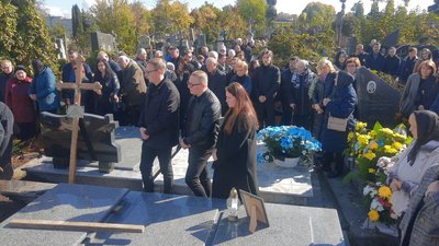 У Тернополі попрощалися із заслуженим лікарем Михайлом Джусом У Тернополі попрощалися із заслуженим лікарем Михайлом Джусом
