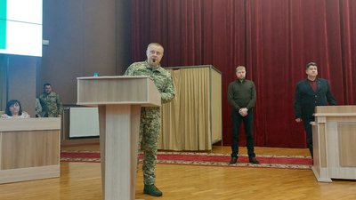 У Сумах підполковника Володимира Лаврика нагородили відзнакою &quot;За заслуги перед Сумщиною&quot; І ступеня