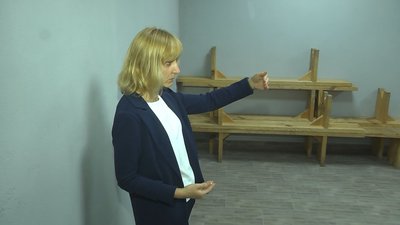 Лавки, парти та санвузли: у ліцеї на Волині облаштовують укриття Лавки, парти та санвузли: у ліцеї на Волині облаштовують укриття