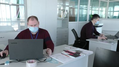 За добу 40-50 людей здають експрес-тест на коронавірус на КПВВ "Чонгар" За добу 40-50 людей здають експрес-тест на коронавірус на КПВВ "Чонгар"