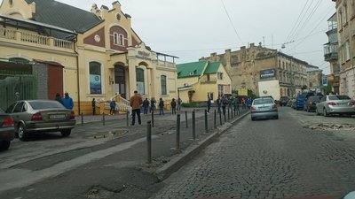 Візовий центр у Львові не відкрили, хоча мерія дозволила відновити його роботу