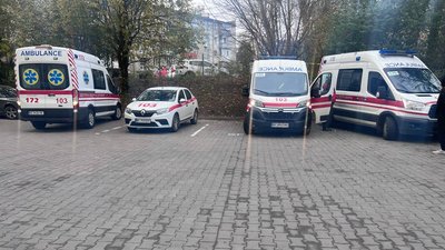 Автомобілі швидкої допомоги Автомобілі швидкої допомоги