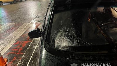 На Полтавщині легковик збив жінку на пішохідному переході