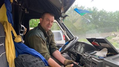 Волонтер Сергій Ліпянін